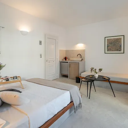 Irini's Poiema Apartment *